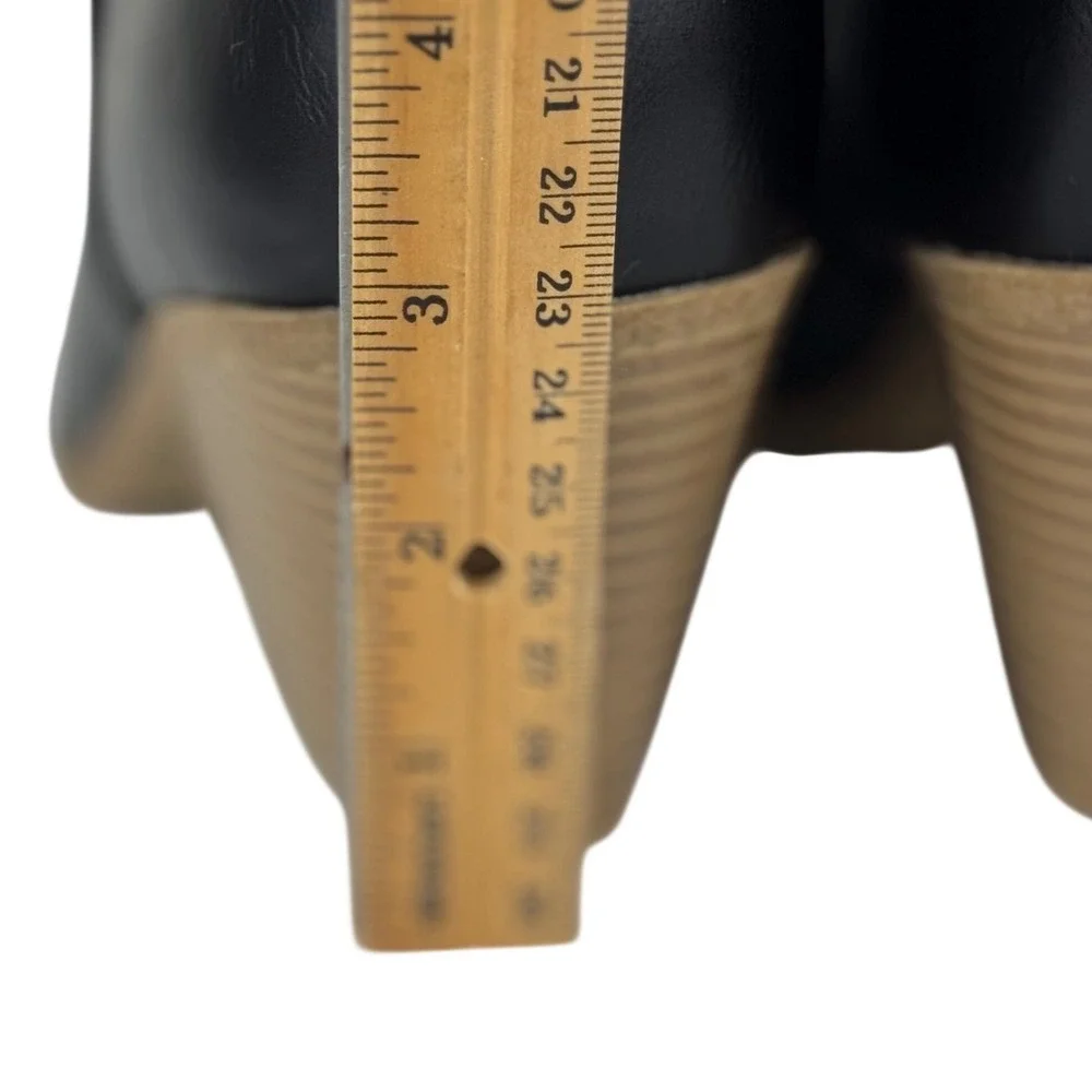 JustFab Black‎ Ankle Boots Clean Girl Minimalist Modern Chic Block Heel Size 8